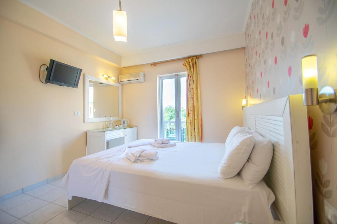 Hotel Emilia Zakynthos Town Exterior foto
